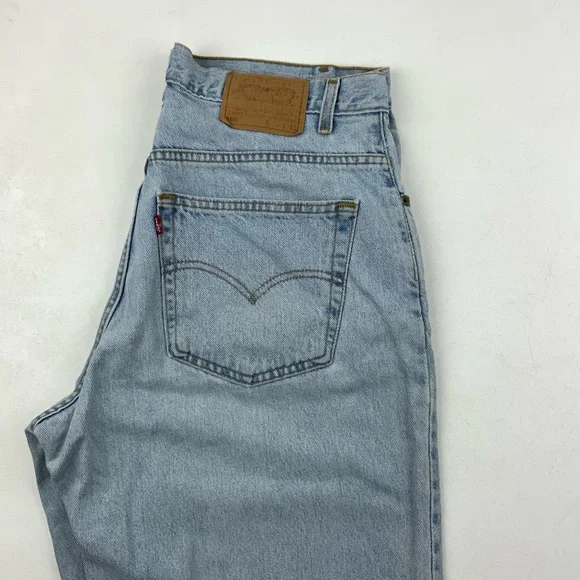 Vintage LEVI'S 560 High Waisted Wedgie Jeans - Picture 2 of 8